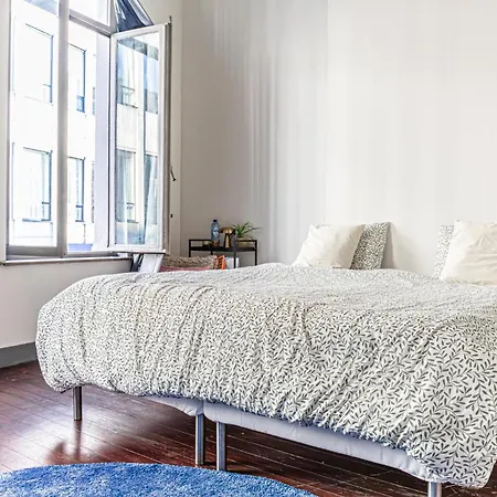 Modern Connected 6 In The Heart Of *