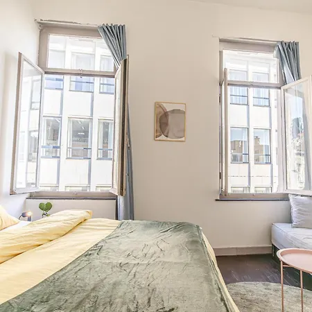 Modern Connected 6 In The Heart Of Apartment