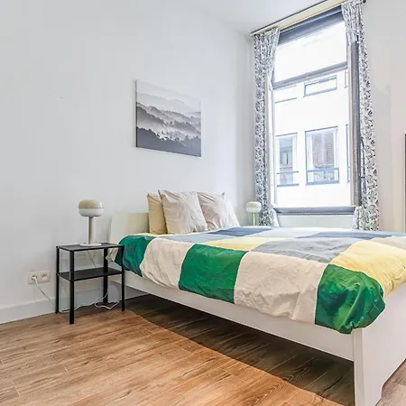 Apartment Modern Connected 6 In The Heart Of