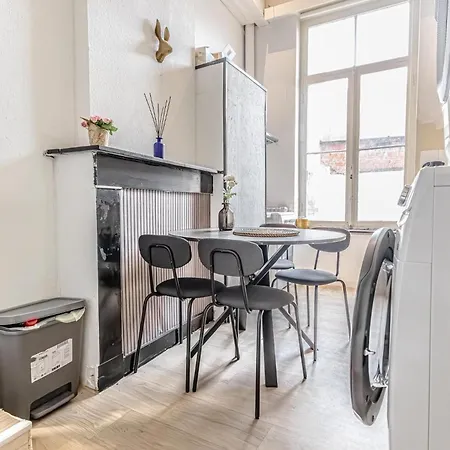 Modern Connected 6 In The Heart Of Apartment *