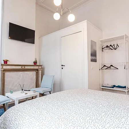 Modern Connected 6 In The Heart Of Apartment Ghent