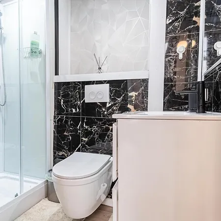 Apartamento Modern Connected 6 In The Heart Of *