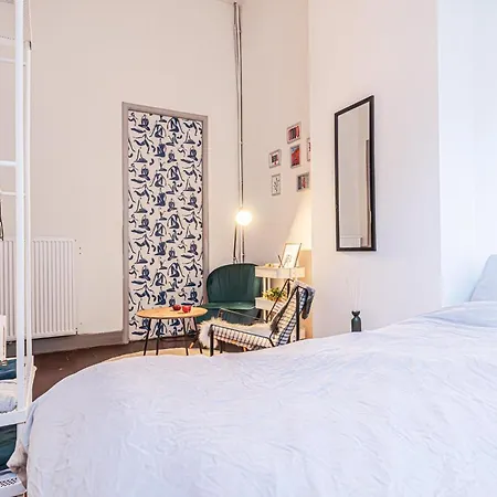 Modern Connected 6 In The Heart Of Apartamento Gante