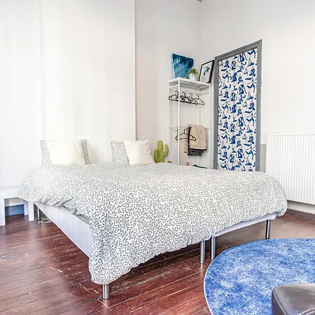 Modern Connected 6 In The Heart Of Apartamento Gante