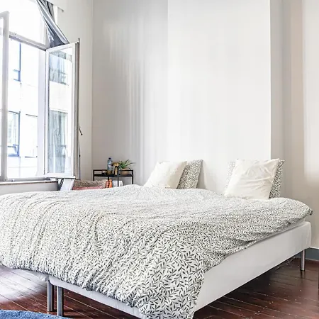 Modern Connected 6 In The Heart Of Gante