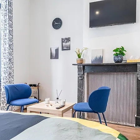 Modern Connected 6 In The Heart Of Apartamento