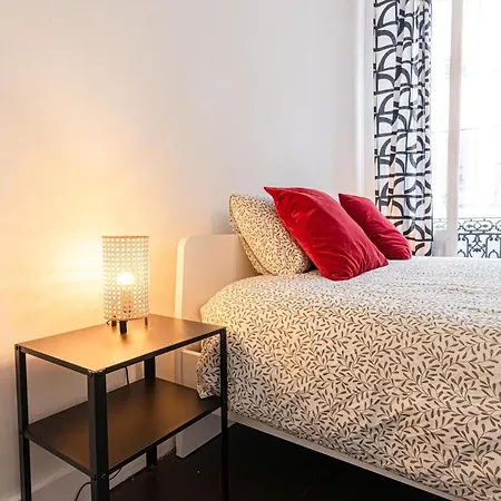 Modern Connected 6 In The Heart Of Apartamento